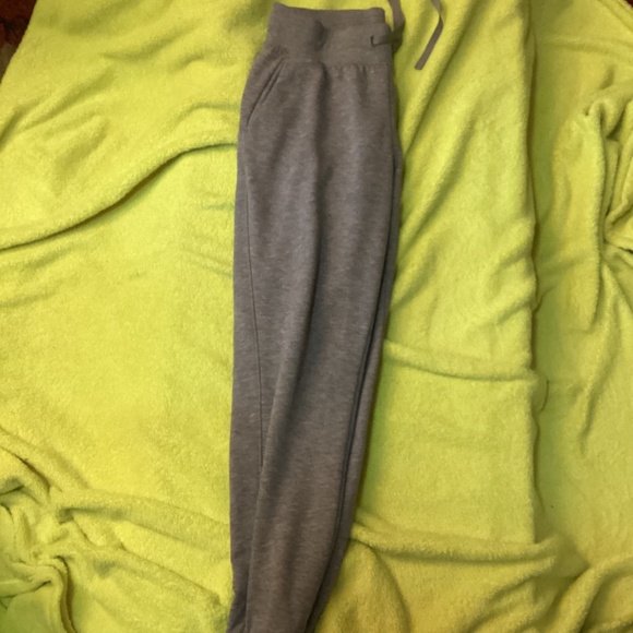 2 pairs Athletic Works Women Sweat Pants with drawstrings - Picture 3 of 5